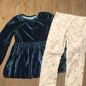 Girls tunic and legging set